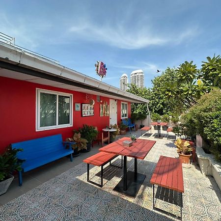 Bbhouse Phra Athit Hotel Bangkok Exterior photo